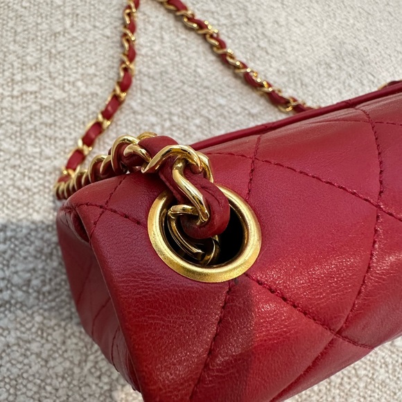 Vintage Chanel Square Mini Quilted Lambskin with 24k Hardware - Picture 12 of 14